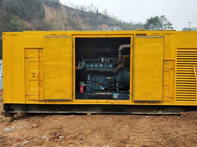 高青发电机租赁冷却液的沸点降低到多少时需要更换