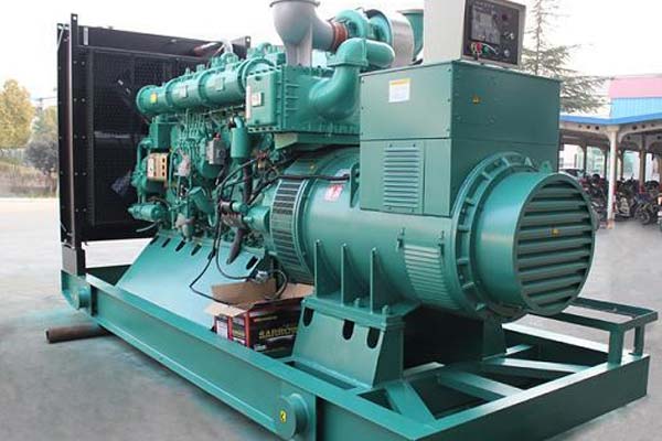 高青工厂发电机应急发电中如何优化燃油储备管理？